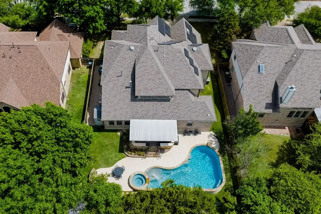 1316 Cassiopeia Way Austin TX 78732