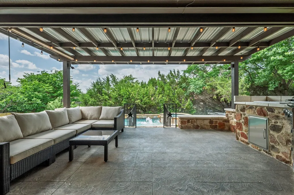 1316 Cassiopeia Way Austin TX 78732