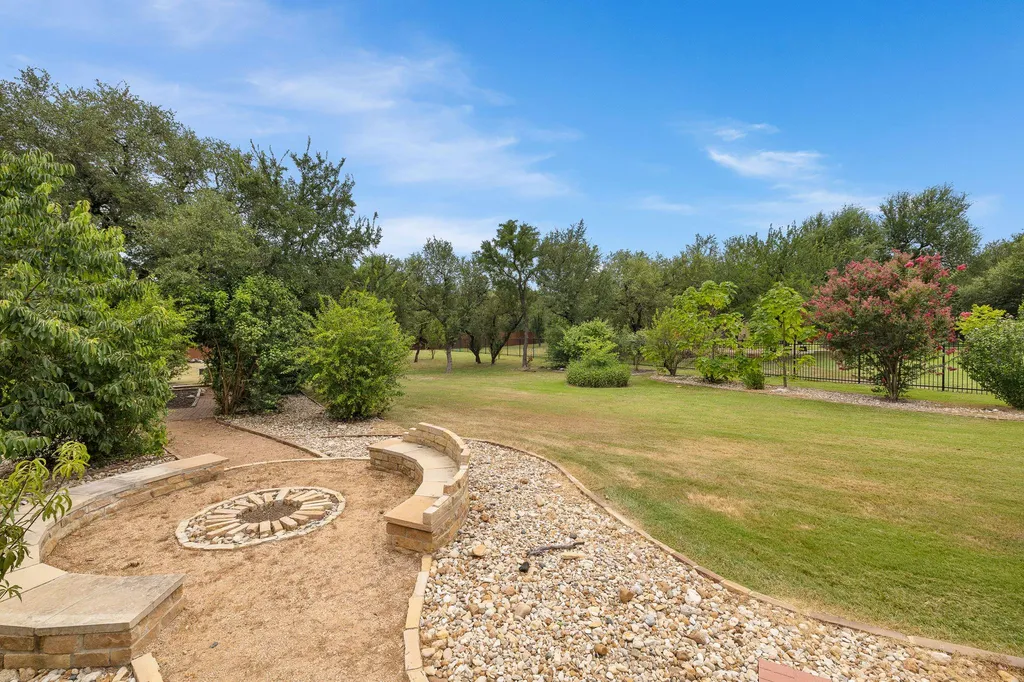 174 Estrella Crossing Georgetown TX 78628