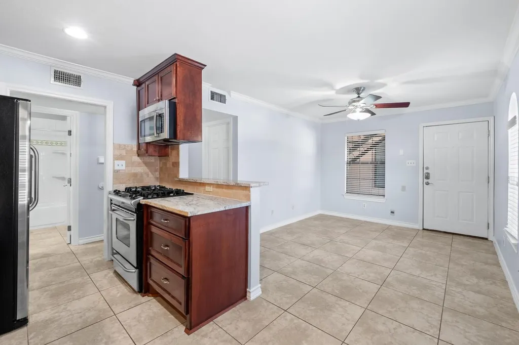 407 E 45th Street Austin TX 78751