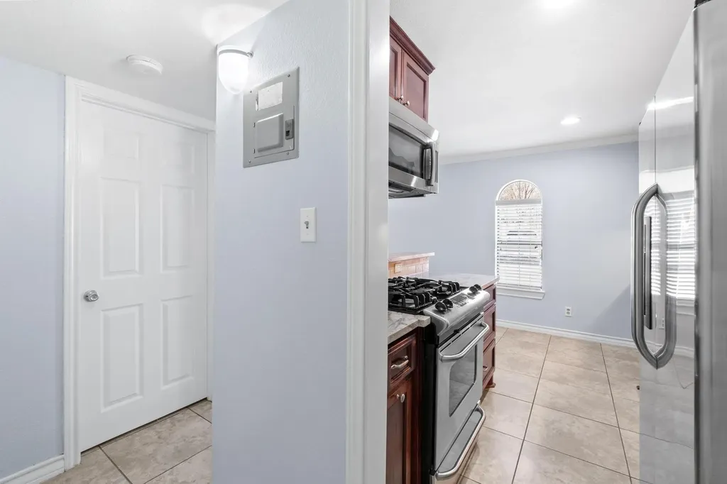 407 E 45th Street Austin TX 78751
