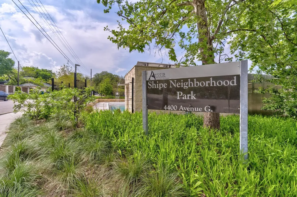 407 E 45th Street Austin TX 78751