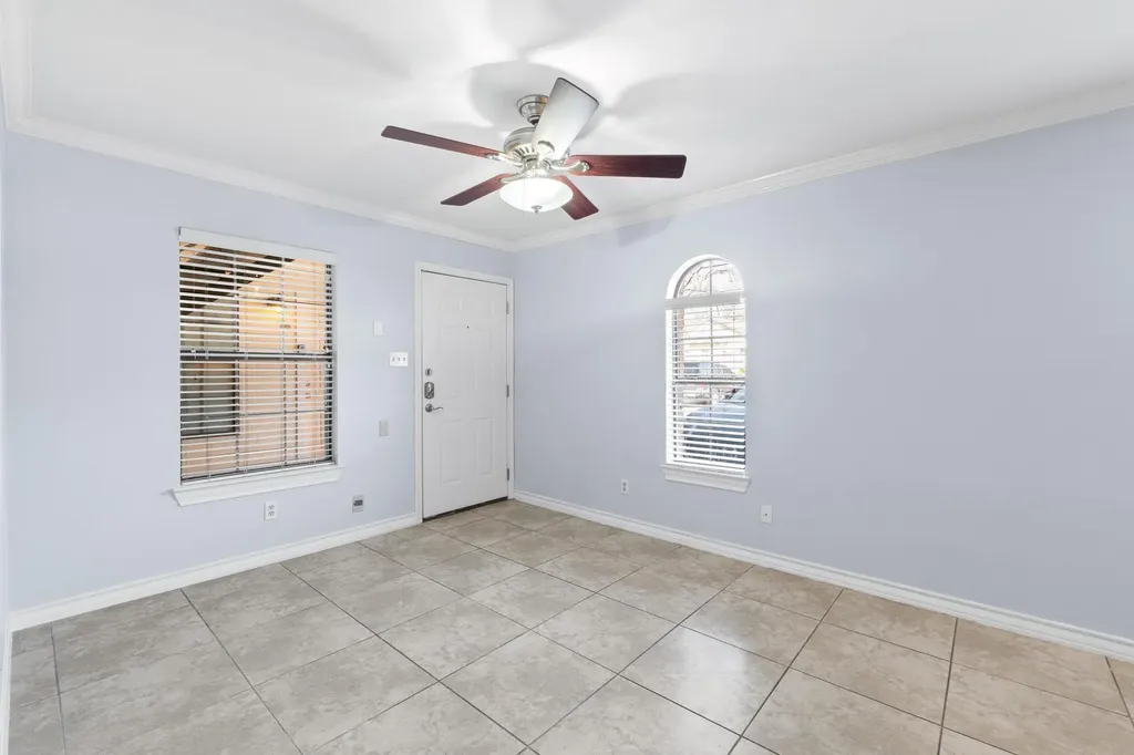 407 E 45th Street Austin TX 78751