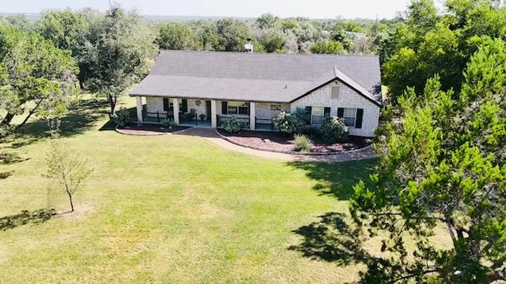 125 Kyle Lane Georgetown TX 78633