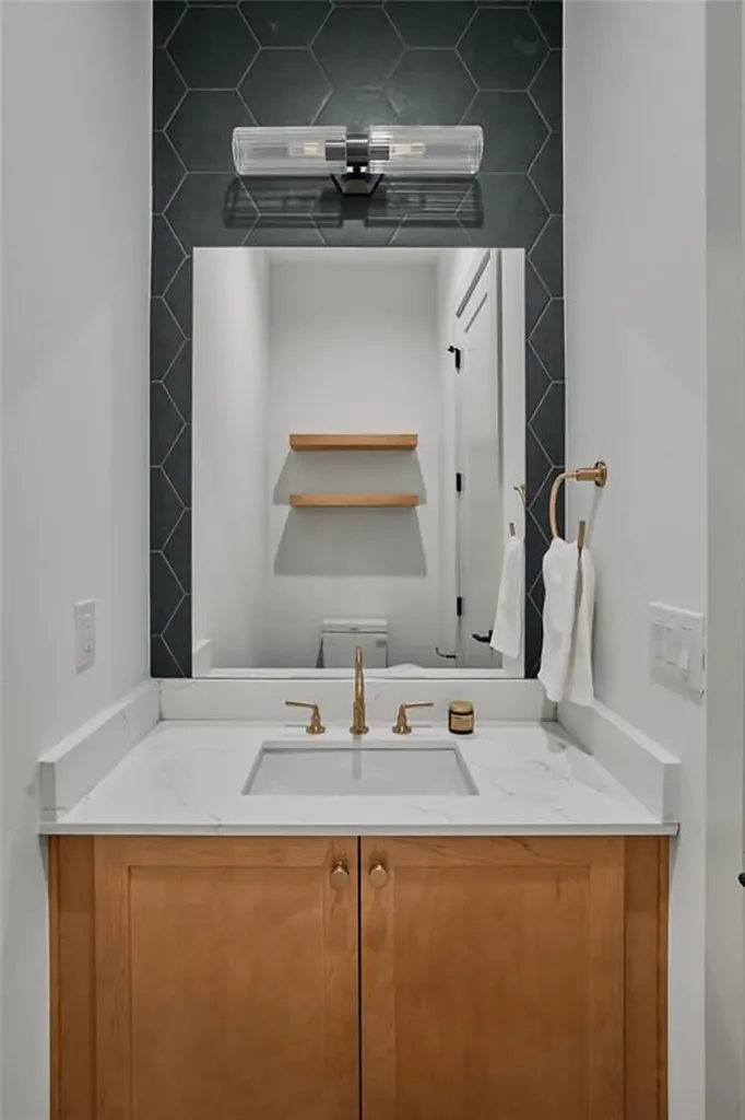 2209 Woodland Avenue Austin TX 78741
