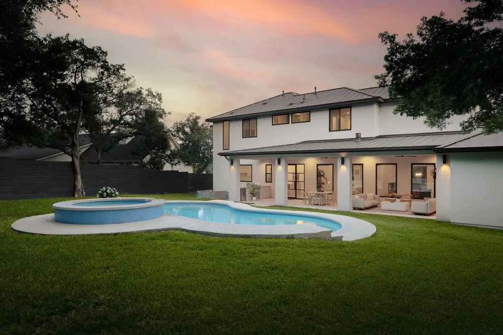 1800 Bay Hill Drive Austin TX 78746