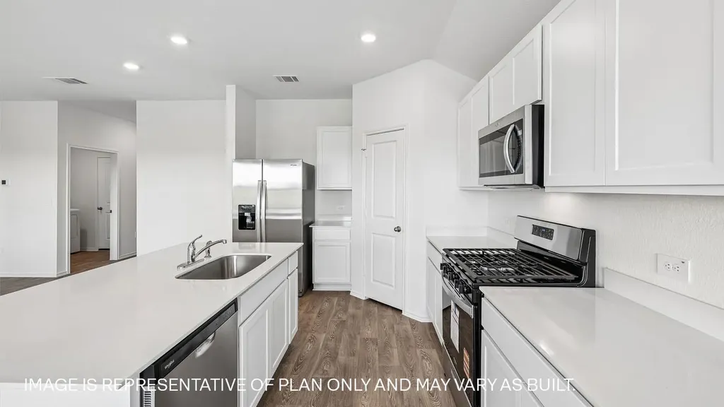 292 Gilmer Lane Buda TX 78610