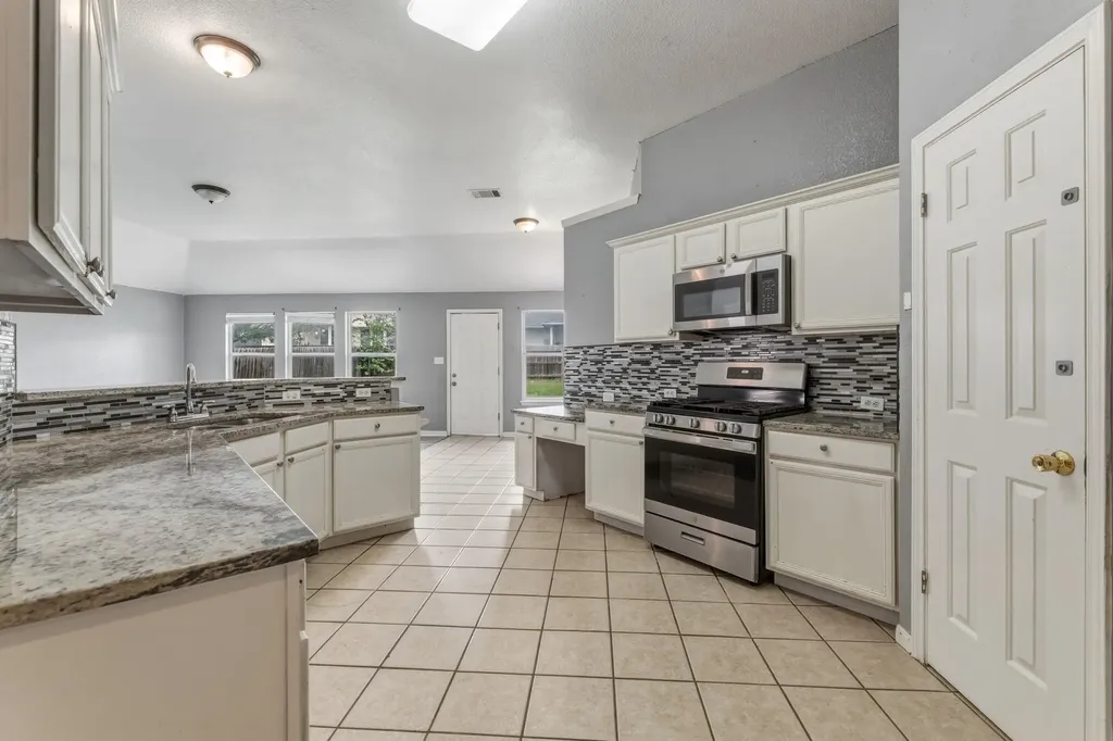 1514 Spring Peony Court Pflugerville TX 78660