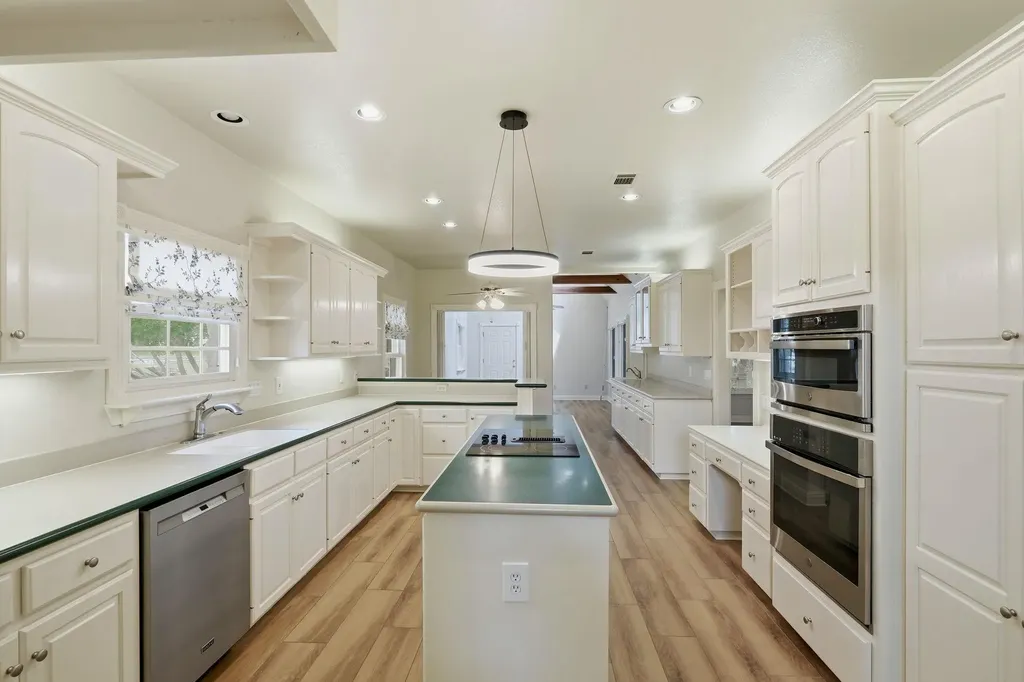 2000 Fountainwood Drive Georgetown TX 78633