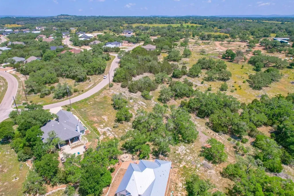 121 Asa Harold Blanco TX 78606