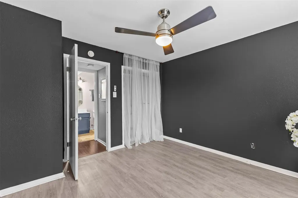 2450 Wickersham Lane Austin TX 78741