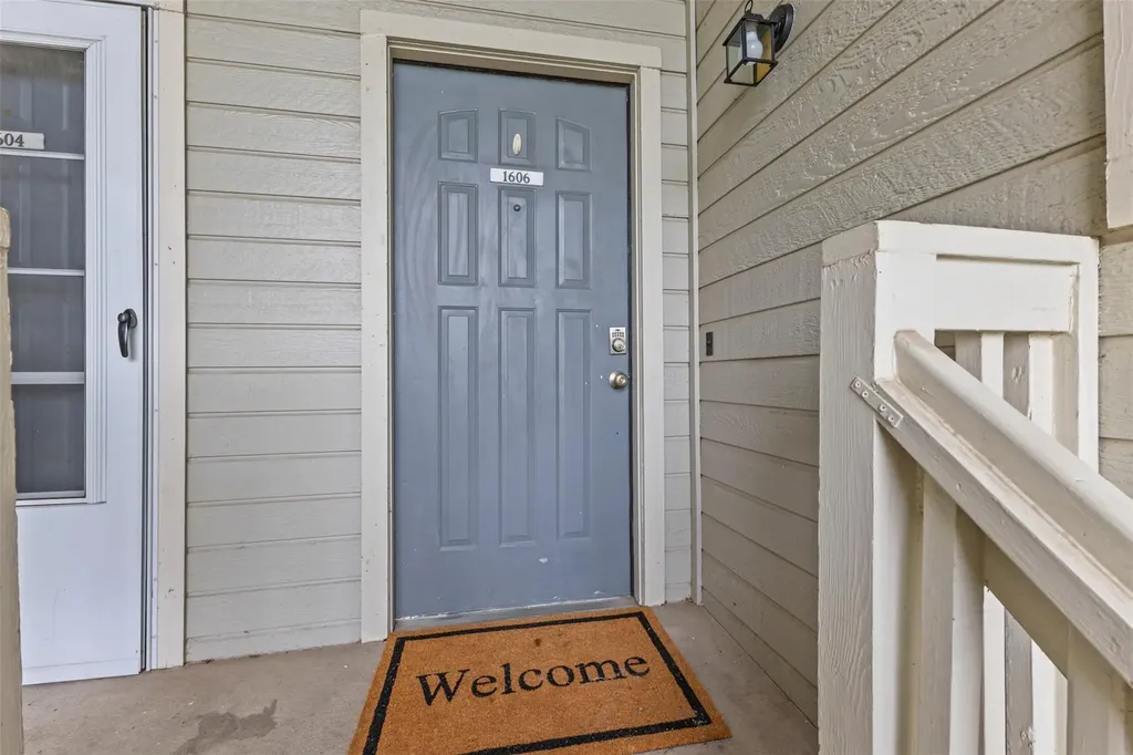 2450 Wickersham Lane Austin TX 78741
