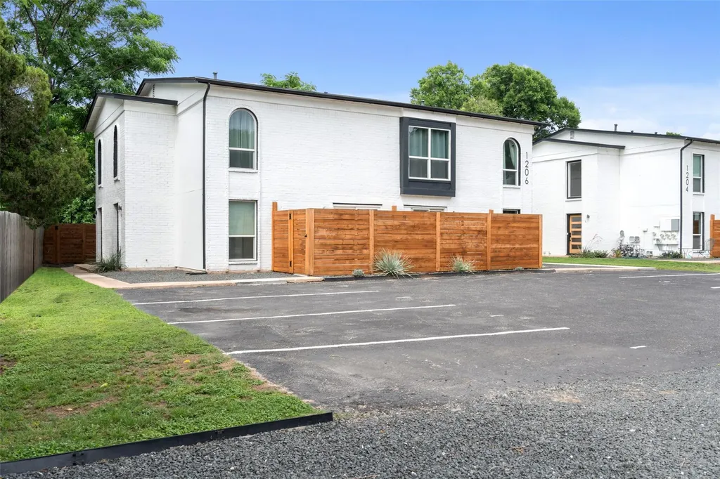 1206 Hollow Creek Drive Austin TX 78704