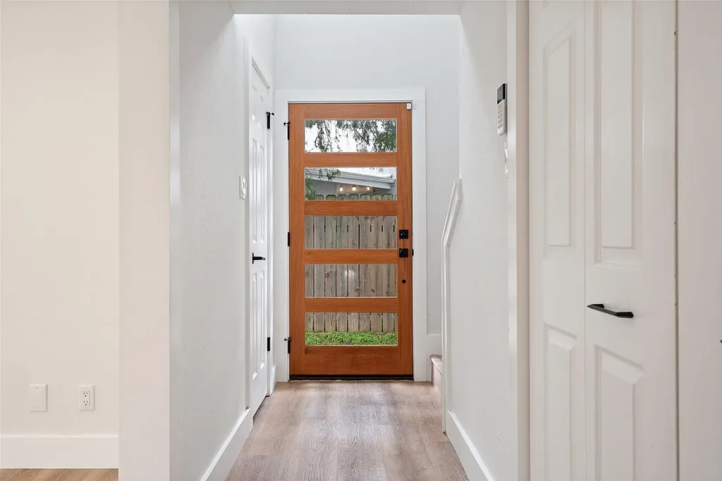 1206 Hollow Creek Drive Austin TX 78704