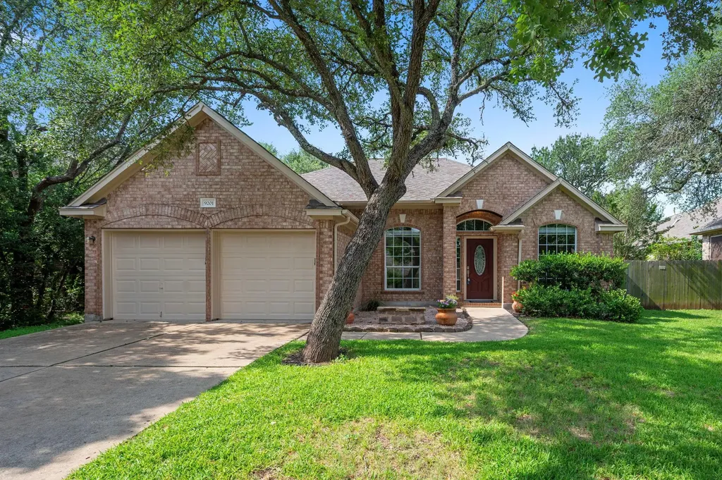 9201 La Siesta Bend Austin TX 78749