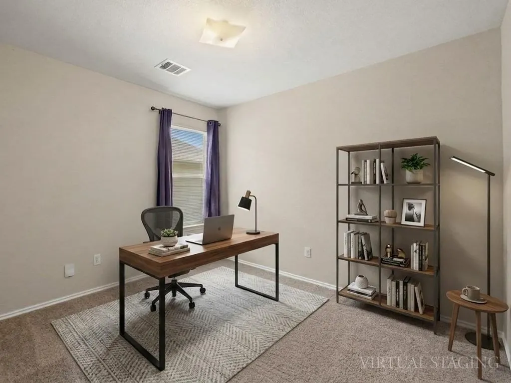 6908 Ferrystone Pass Del Valle TX 78617