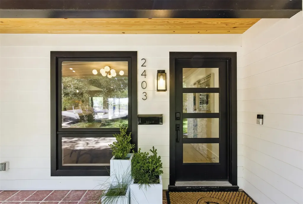 2403 Gateshead Circle Austin TX 78745