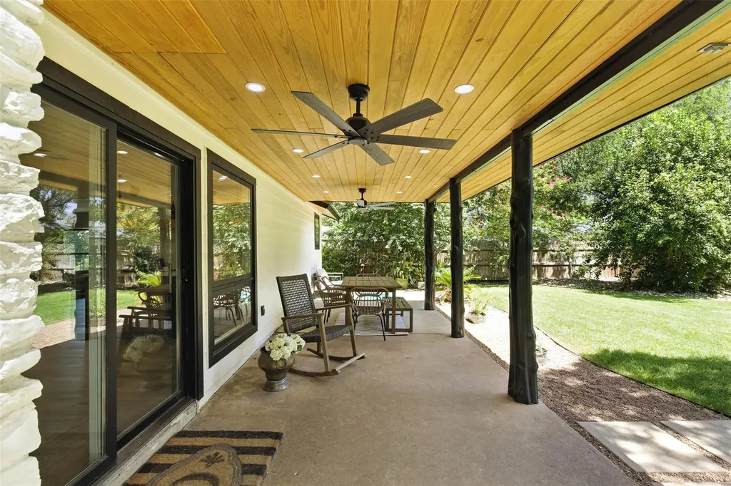 2403 Gateshead Circle Austin TX 78745