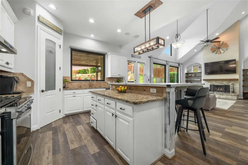 1207 Sledge Drive Austin TX 78734