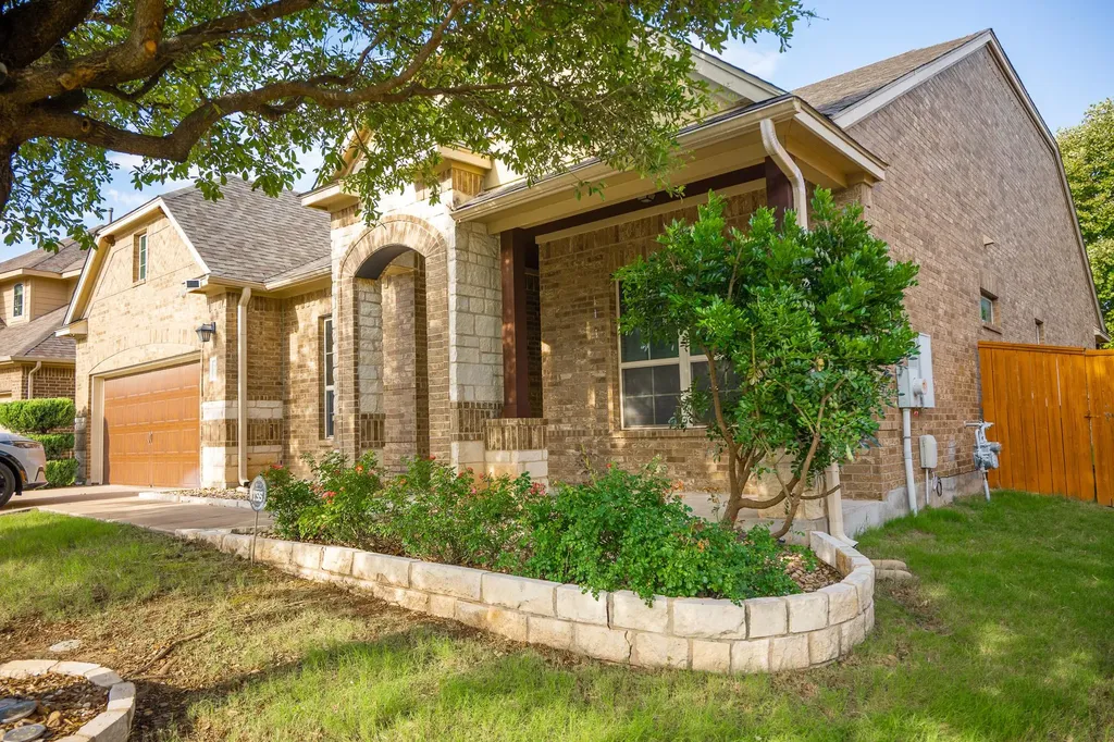 2709 Belicia Lane Round Rock TX 78665