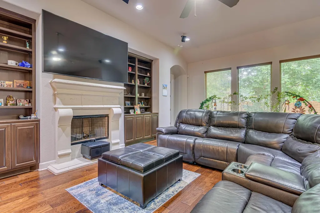 2709 Belicia Lane Round Rock TX 78665