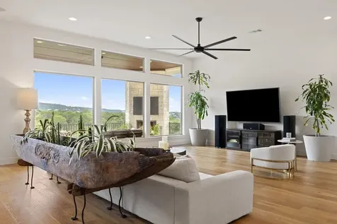 8417 Kelly Cove Lago Vista TX 78645