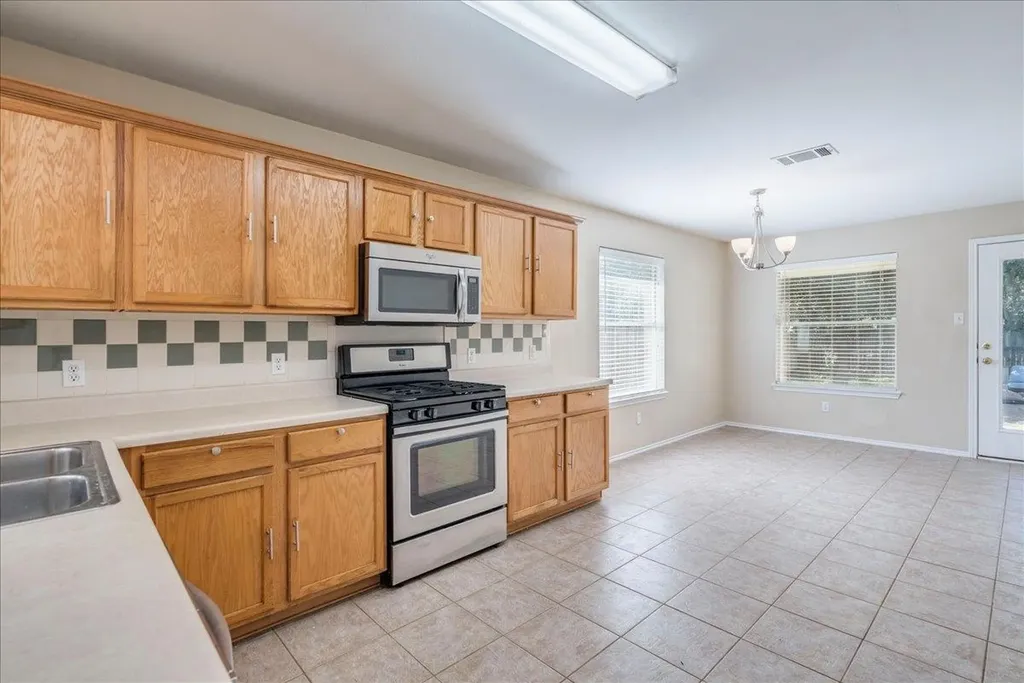 1701 Friars Tale Lane Austin TX 78748