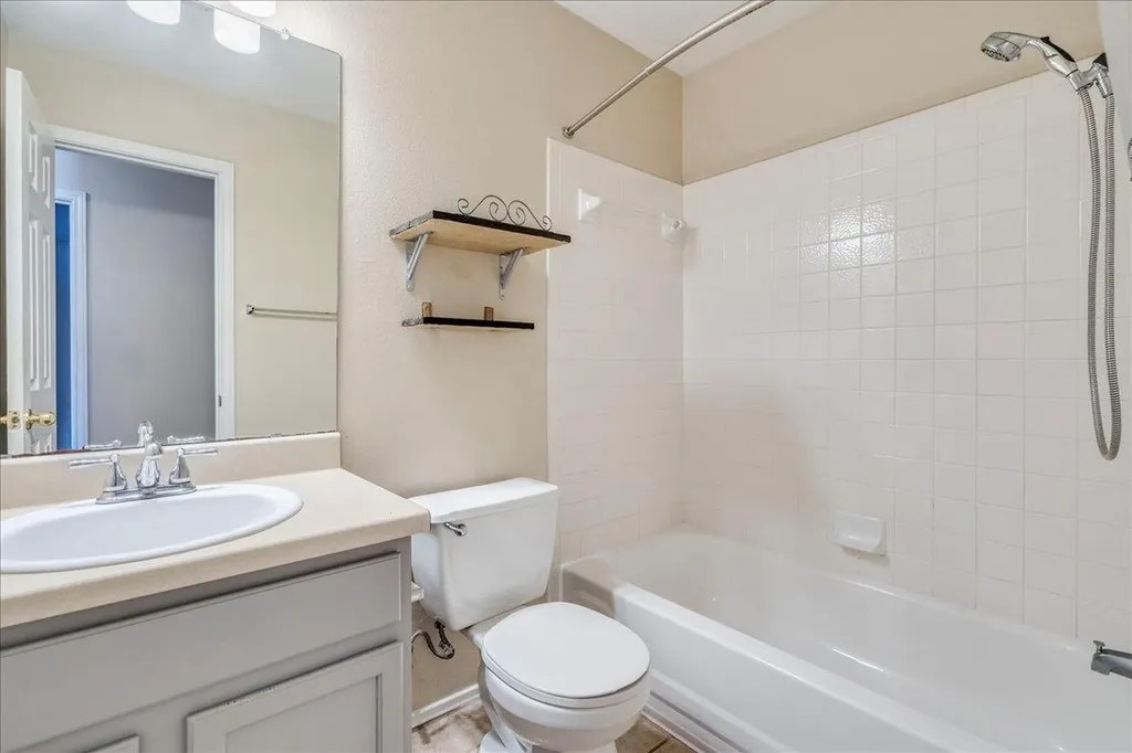 1701 Friars Tale Lane Austin TX 78748