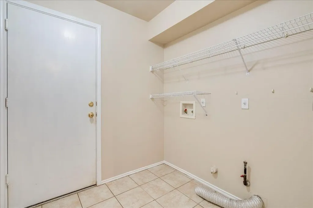 1701 Friars Tale Lane Austin TX 78748