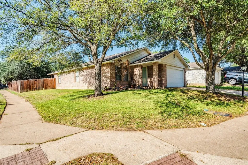 1701 Friars Tale Lane Austin TX 78748