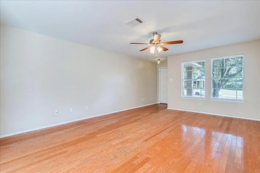1701 Friars Tale Lane Austin TX 78748