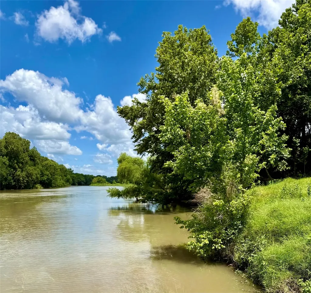 314 Fm 2571 Smithville TX 78957