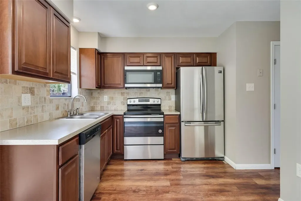 21461 Coyote Trail Lago Vista TX 78645