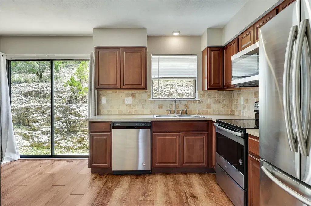 21461 Coyote Trail Lago Vista TX 78645