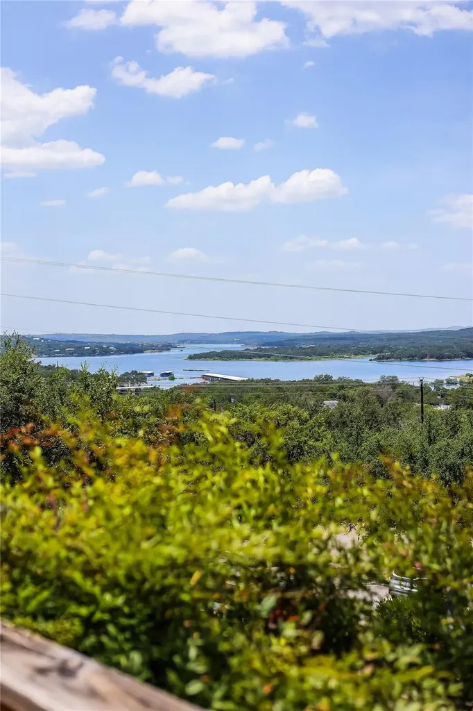 21461 Coyote Trail Lago Vista TX 78645