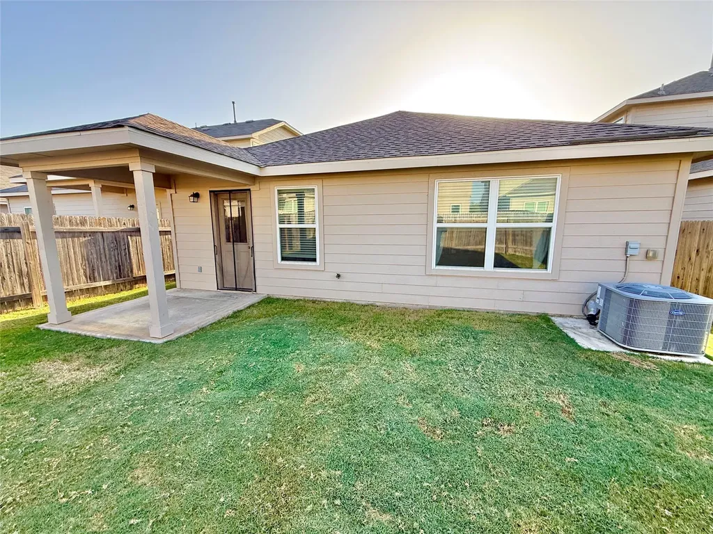 392 Blue Sage Drive Leander TX 78641