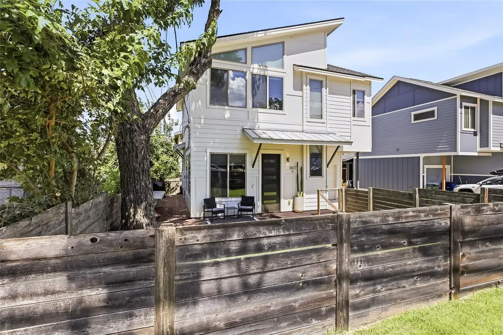 1807 Ulit Avenue Austin TX 78702