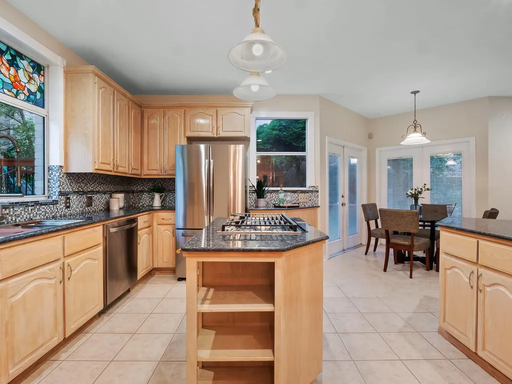 9402 Bluegrass Drive Austin TX 78759