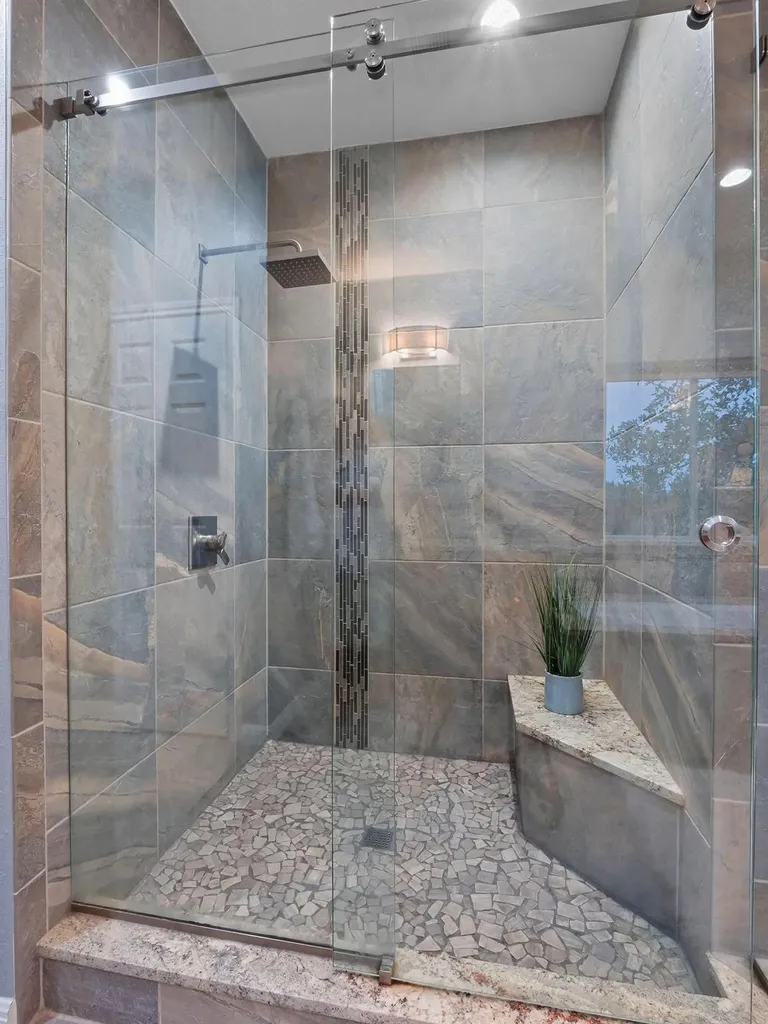 9402 Bluegrass Drive Austin TX 78759