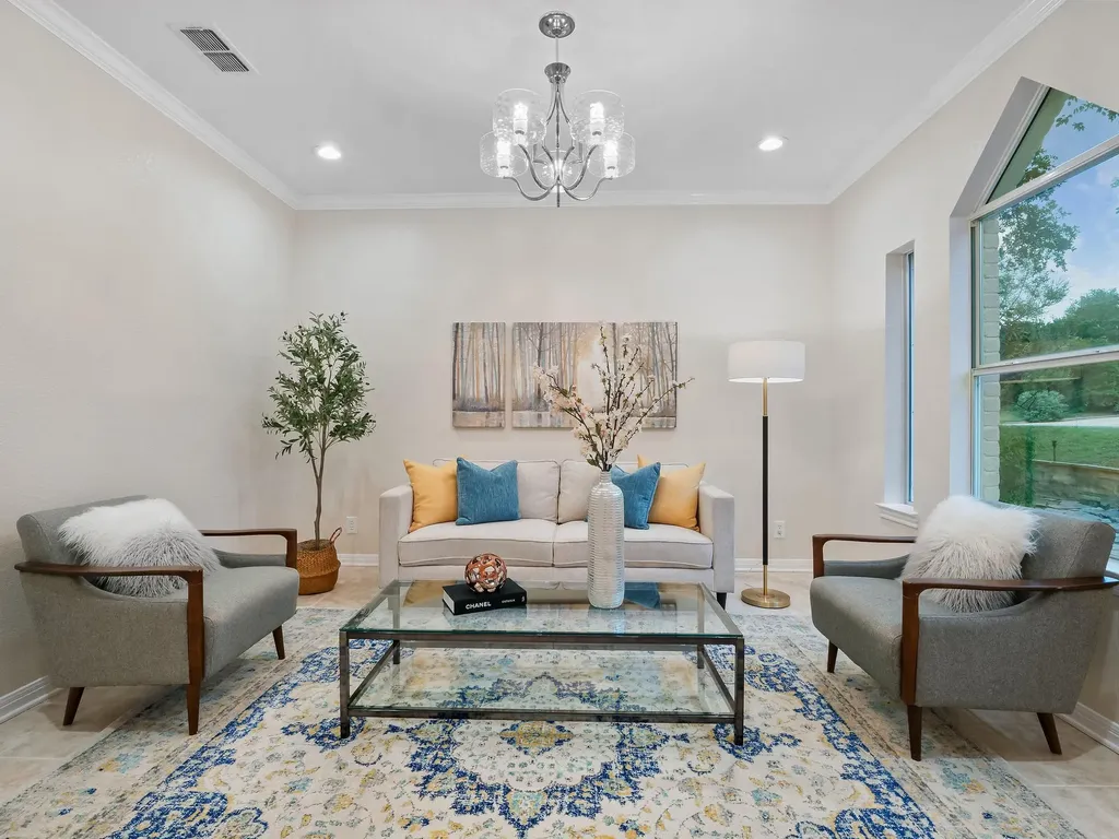 9402 Bluegrass Drive Austin TX 78759