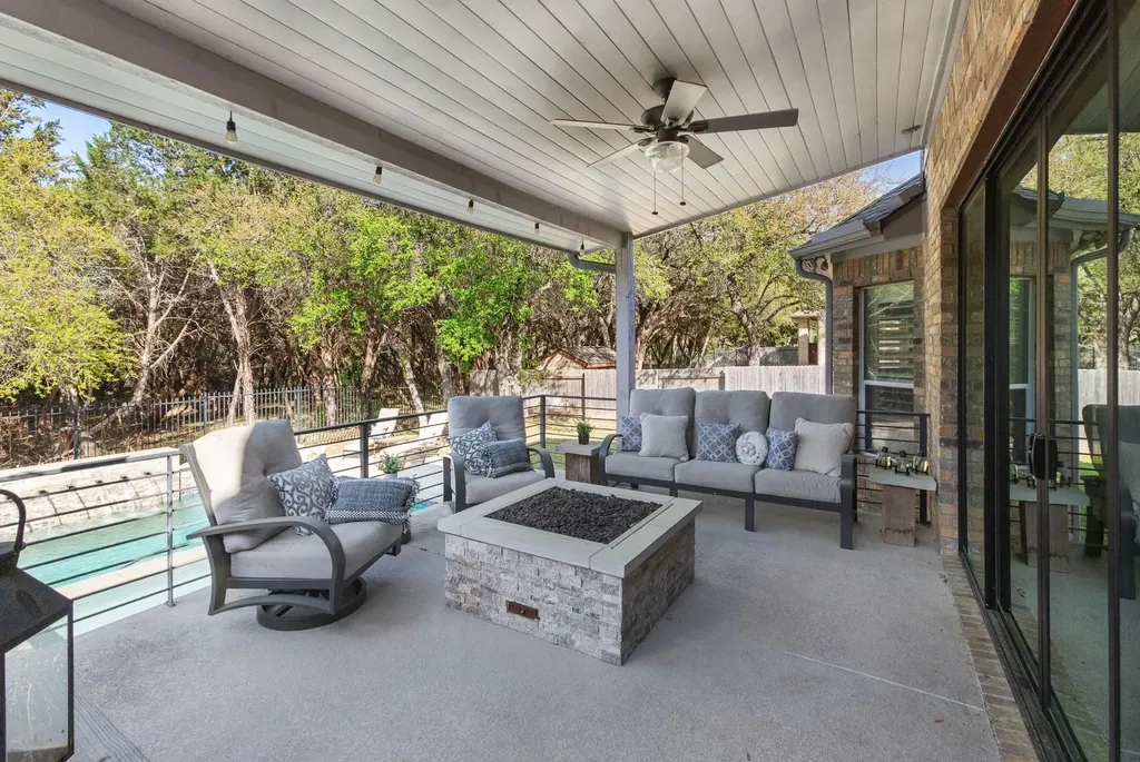 22128 Rose Grass Lane Spicewood TX 78669