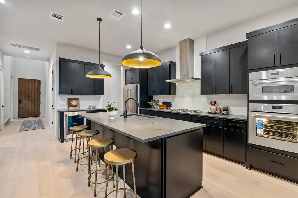 9803 Ribelin Ranch Court Austin TX 78750
