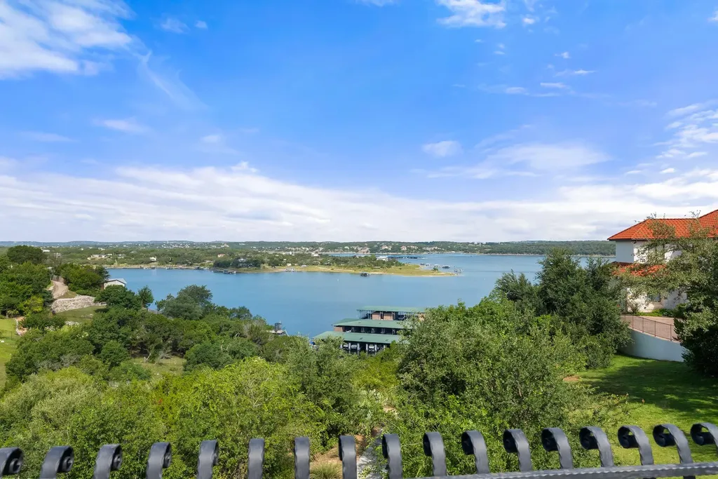 203 Bella Riva Drive Austin TX 78734