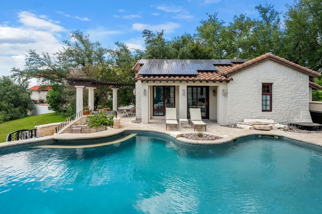 203 Bella Riva Drive Austin TX 78734