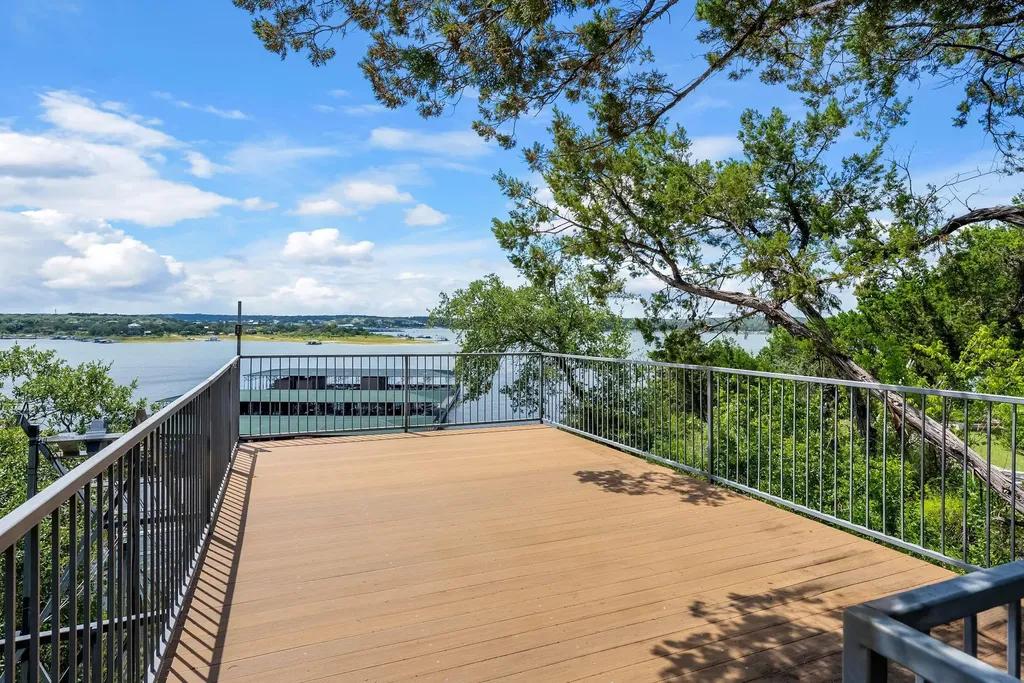 203 Bella Riva Drive Austin TX 78734