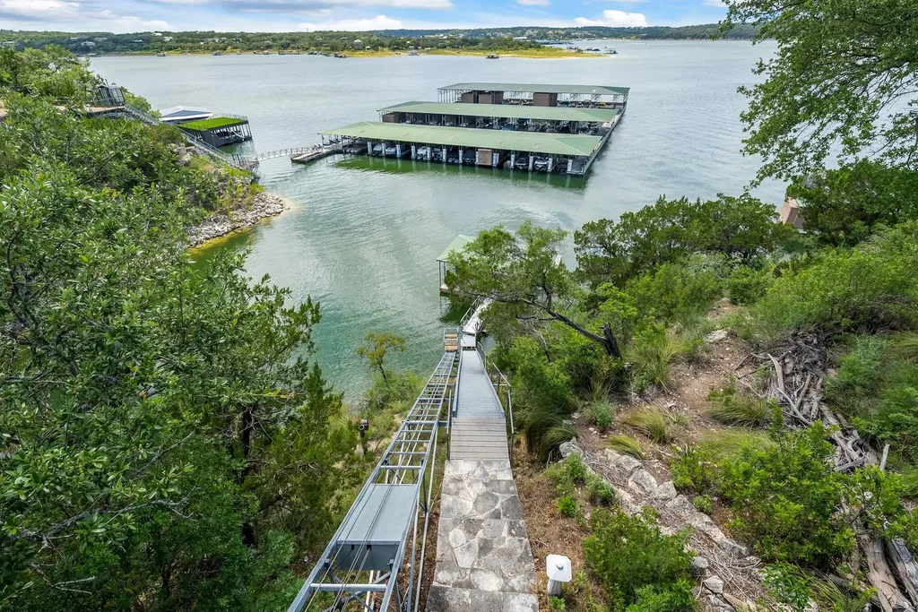203 Bella Riva Drive Austin TX 78734