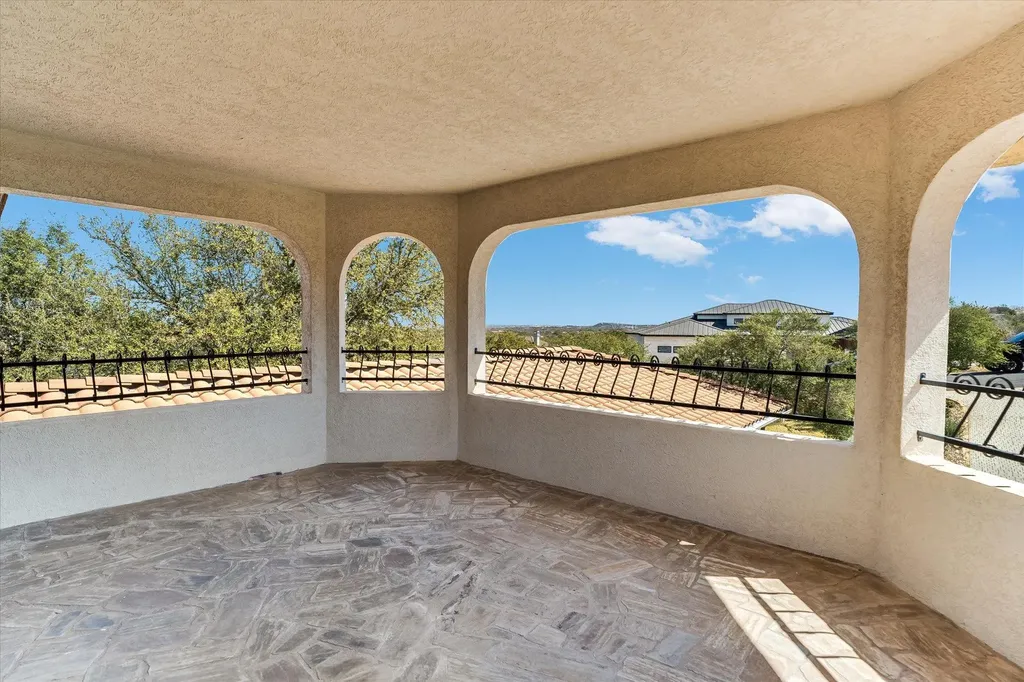 212 Florentine Horseshoe Bay TX 78657