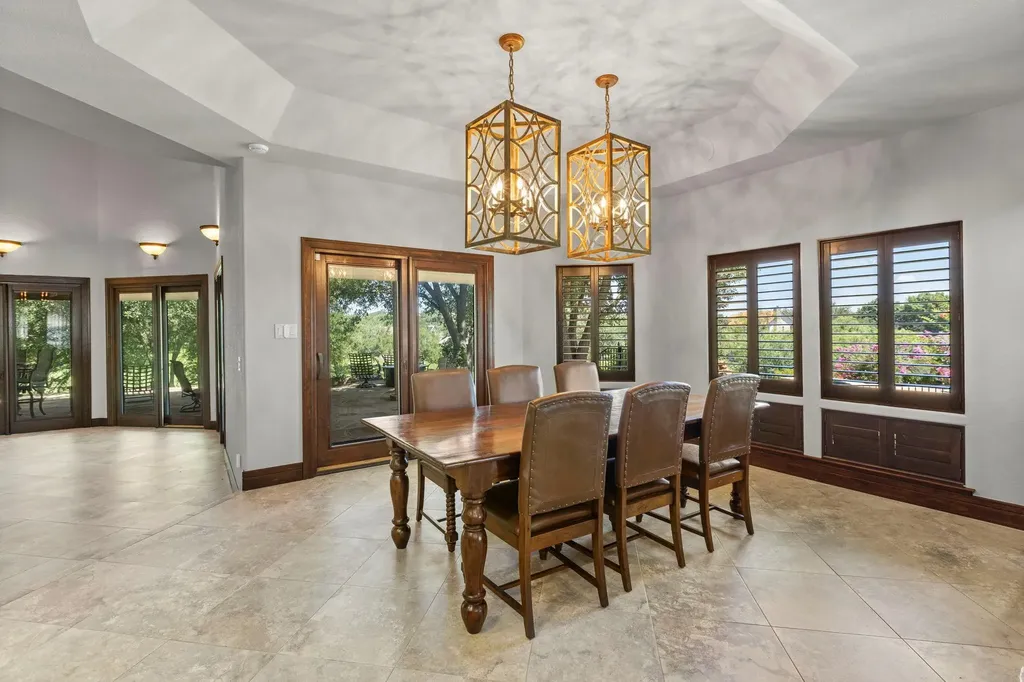 212 Florentine Horseshoe Bay TX 78657