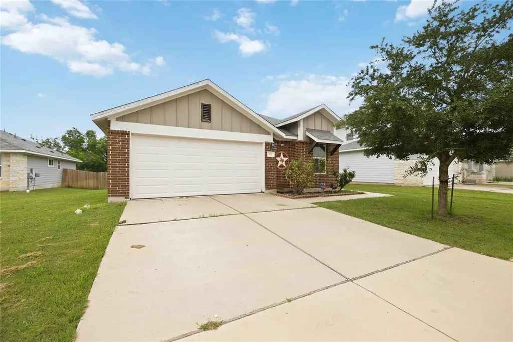 107 Saranac Drive Elgin TX 78621