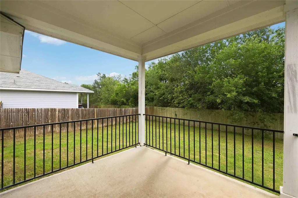 107 Saranac Drive Elgin TX 78621
